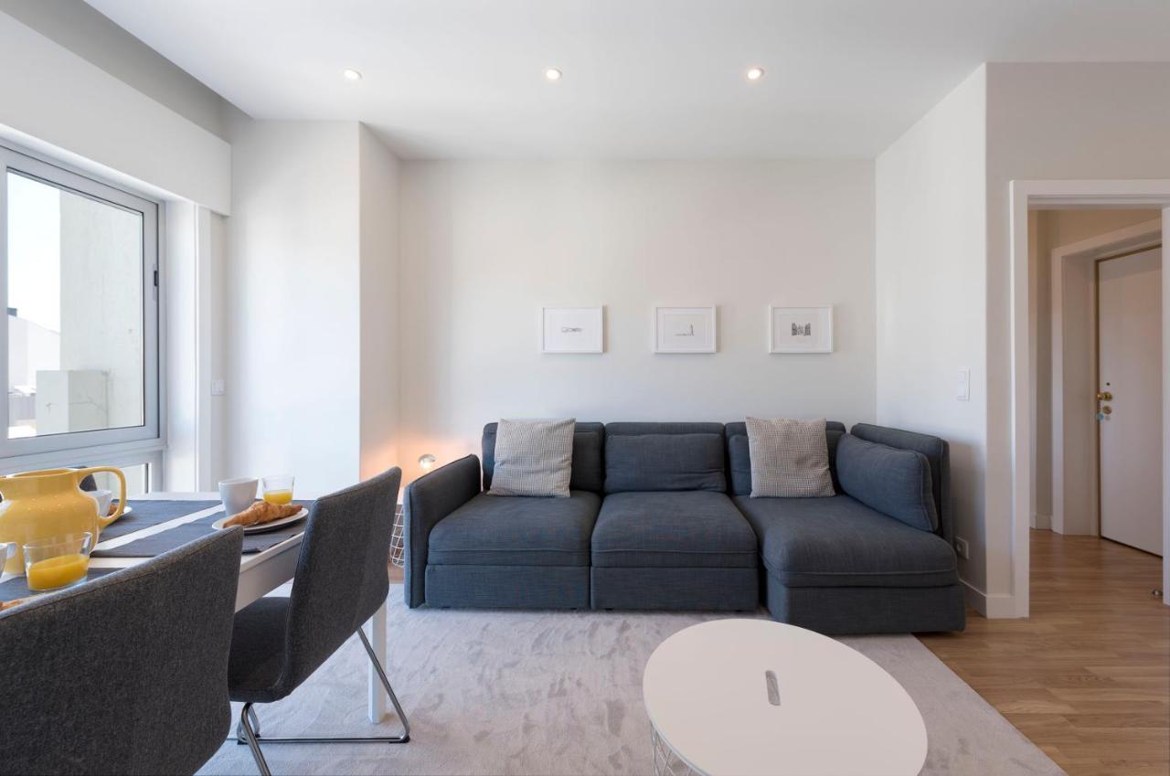 Lovelystay - Downtown Modern 2Br Flat With Free Parking 波尔图 外观 照片